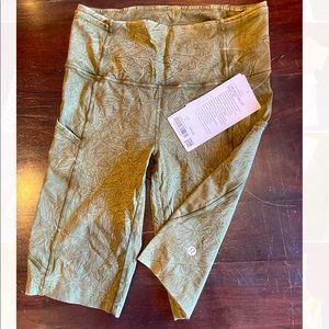 COPY - Lululemon Bike Shorts